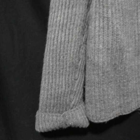 CROFT & BARROW | large | Grey Ribbed Button-Up Cardigan - Picture 6 of 16